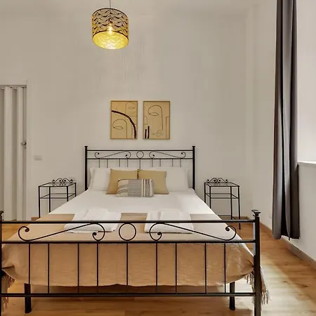 Porta Venezia - Elegant Downtown Apartmán *